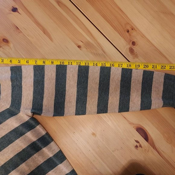 J. Crew Mans sweater - Picture 4 of 6